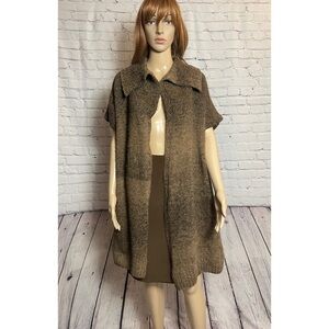 Hand Knit Wool Open Front Short Sleeve Grey Ombre Vest Cardigan